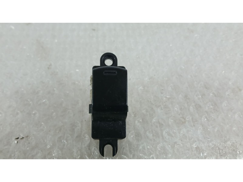 Recambio de mando elevalunas trasero derecho para nissan note (e12) 1.5 dci referencia OEM IAM 254111FA0A  
