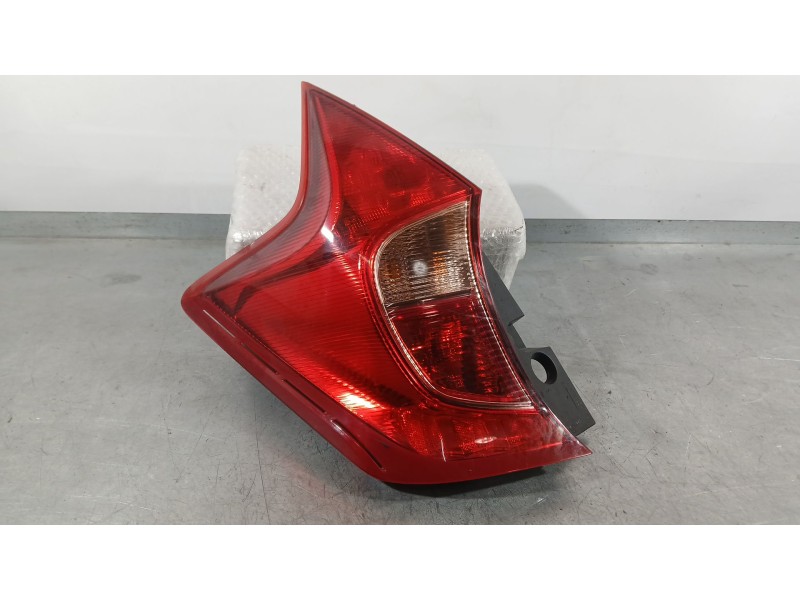 Recambio de piloto trasero izquierdo para nissan note (e12) 1.5 dci referencia OEM IAM 265553VV0A VALEO L90040287