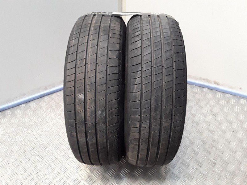 Recambio de neumatico pareja para neumaticos reutilizados - referencia OEM IAM 185651592T MICHELIN 185/65/15/92T