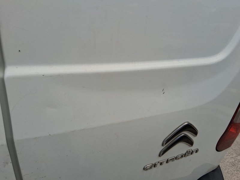 Recambio de puerta trasera derecha carga para citroën berlingo furgoneta/monovolumen (k9) 1.6 bluehdi 75 referencia OEM IAM 9820