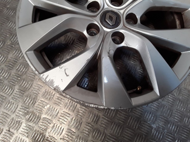 Recambio de juego llantas aluminio para renault captur ii (hf_) tce 100 (hfmt) referencia OEM IAM 7X17 5 TORN ET35 ROZADAS ALUMI