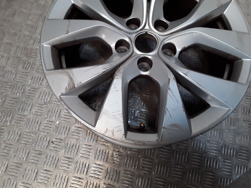 Recambio de juego llantas aluminio para renault captur ii (hf_) tce 100 (hfmt) referencia OEM IAM 7X17 5 TORN ET35 ROZADAS ALUMI