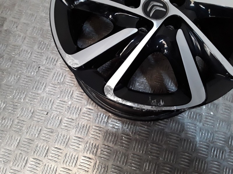 Recambio de juego llantas aluminio para citroën c4 spacetourer (3d_) 1.5 bluehdi 130 referencia OEM IAM 7X17 5 TORN ET50 ROZADAS