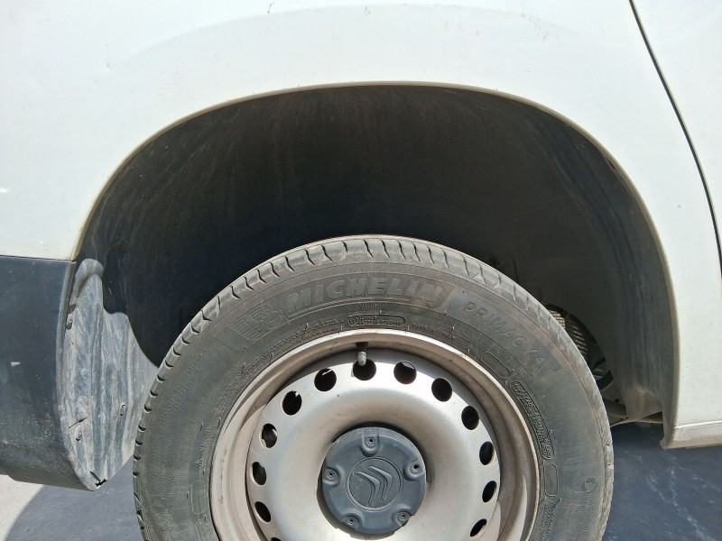 Recambio de plastico pase rueda tras. dch. para citroën berlingo furgoneta/monovolumen (k9) 1.6 bluehdi 75 referencia OEM IAM 98