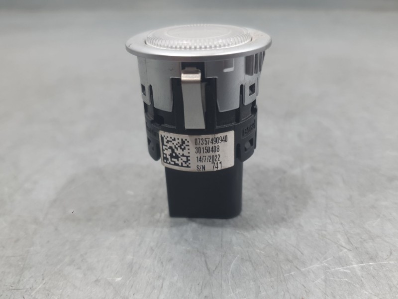 Recambio de interruptor para fiat 500 e icon referencia OEM IAM 07357490940 DELANTERO DERECHO 