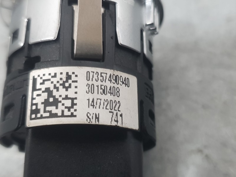 Recambio de interruptor para fiat 500 e icon referencia OEM IAM 07357490940 DELANTERO DERECHO 