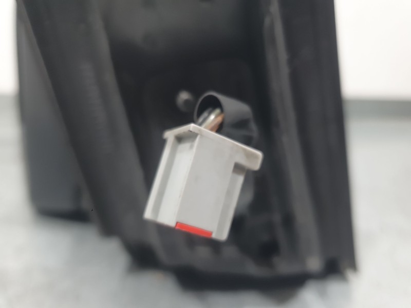 Recambio de retrovisor izquierdo para ford focus ii (da_, hcp, dp) 1.6 tdci referencia OEM IAM 8M5117683YF  