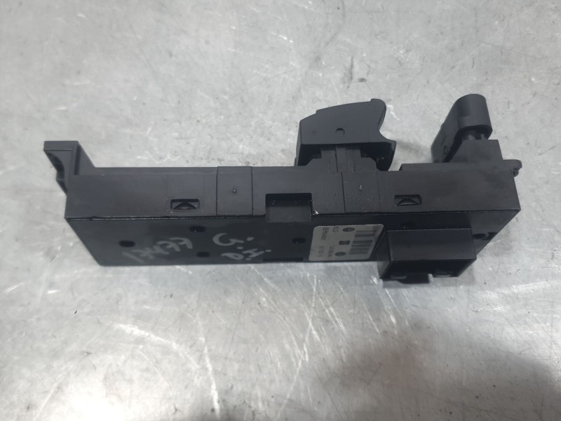 Recambio de mando elevalunas delantero izquierdo para volkswagen golf iv (1j1) 1.9 tdi referencia OEM IAM 1J3959857  