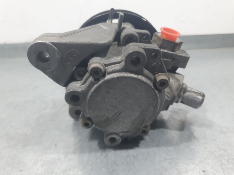 Recambio de bomba direccion para rover 600 i (rh) 620 si referencia OEM IAM QYZ100010  