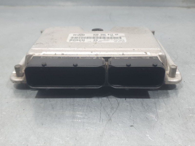 Recambio de centralita motor uce para volkswagen golf iv (1j1) 1.9 tdi referencia OEM IAM 038906012AP 0281010126 BOSCH