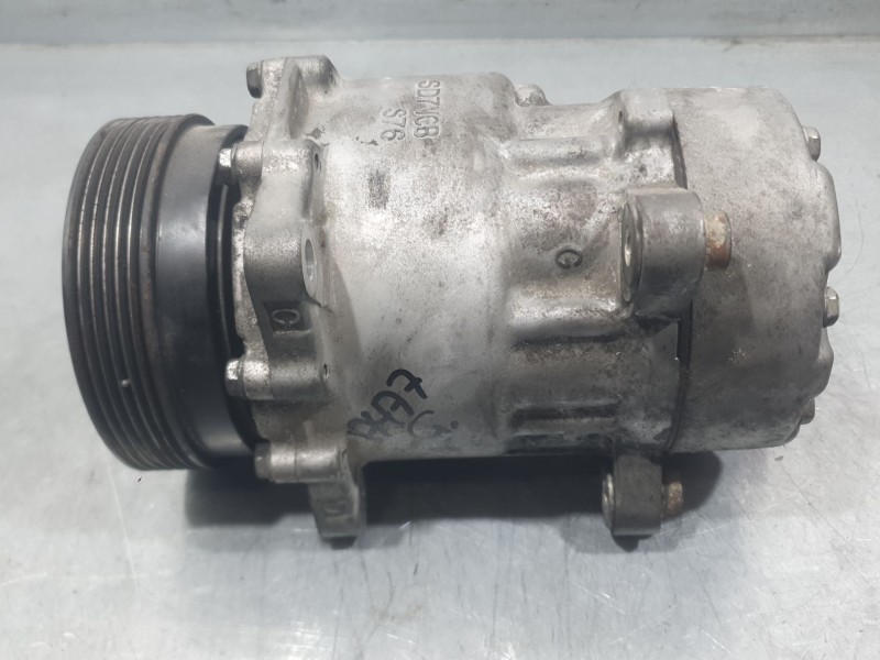 Recambio de compresor aire acondicionado para volkswagen golf iv (1j1) 1.9 tdi referencia OEM IAM 1J0820803L 1111404624 SANDEN