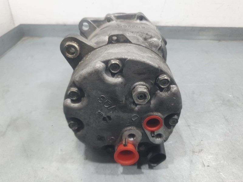 Recambio de compresor aire acondicionado para volkswagen golf iv (1j1) 1.9 tdi referencia OEM IAM 1J0820803L 1111404624 SANDEN