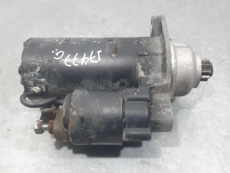 Recambio de motor arranque para volkswagen golf iv (1j1) 1.9 tdi referencia OEM IAM 02A911023R 0001125012 BOSCH