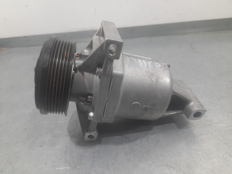Recambio de compresor aire acondicionado para renault express furgoneta/monovolumen 1.5 blue dci 95 (f6ab) referencia OEM IAM 92