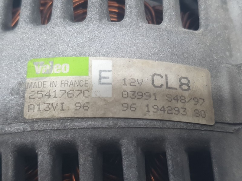 Recambio de alternador para citroën xsara (n1) 1.6 i referencia OEM IAM 9619429380 2541767C VALEO