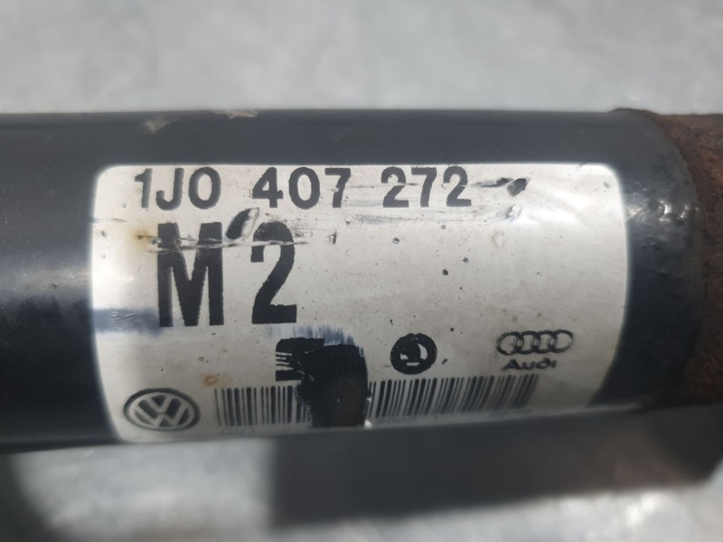 Recambio de transmision delantera derecha para volkswagen golf iv (1j1) 1.9 tdi referencia OEM IAM 1J0407272  