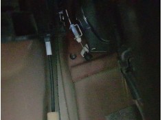 CERRADURA PUERTA TRASERA DERECHA 825003NL1A 