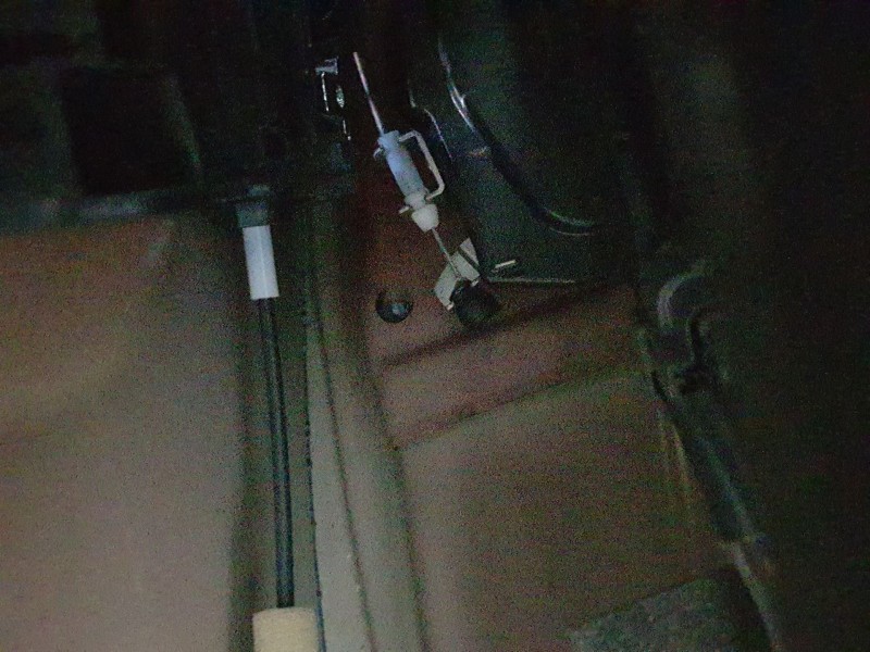 Recambio de cerradura puerta trasera derecha para nissan leaf (ze0) electric referencia OEM IAM 825003NL1A  