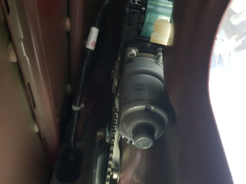 Recambio de elevalunas trasero derecho para nissan leaf (ze0) electric referencia OEM IAM 827201U600  