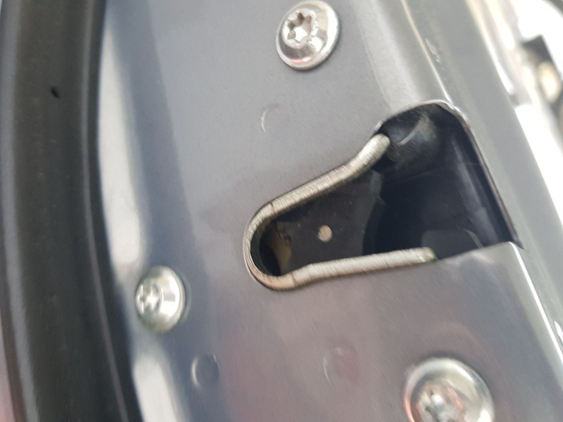 Recambio de cerradura puerta delantera derecha para chevrolet captiva (c100, c140) 2.0 d 4wd referencia OEM IAM 94551312  