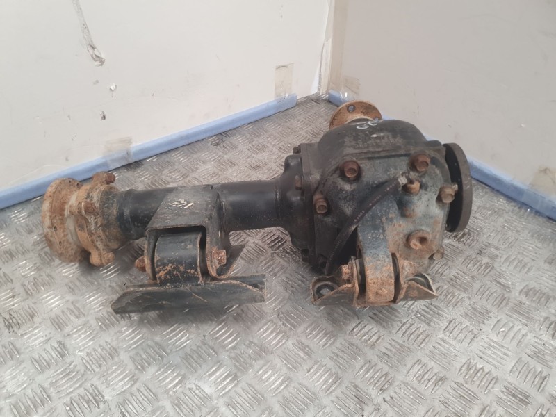 Recambio de diferencial delantero para nissan terrano ii (r20) 2.7 td 4wd referencia OEM IAM 38511G23007  