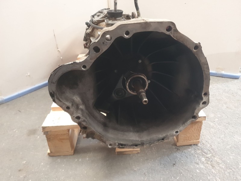 Recambio de caja cambios para nissan terrano ii (r20) 2.7 td 4wd referencia OEM IAM 32010G2322 5VELOCIDADES 32000G23K3