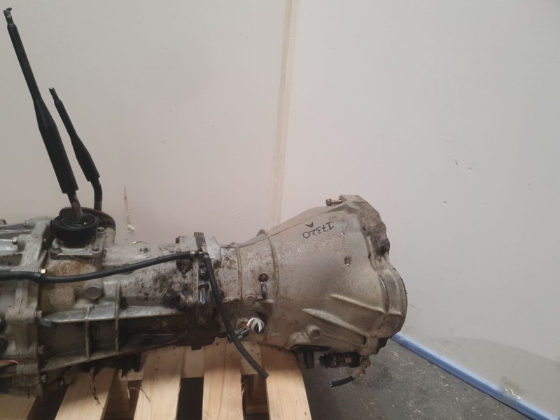 Recambio de caja cambios para nissan terrano ii (r20) 2.7 td 4wd referencia OEM IAM 32010G2322 5VELOCIDADES 32000G23K3