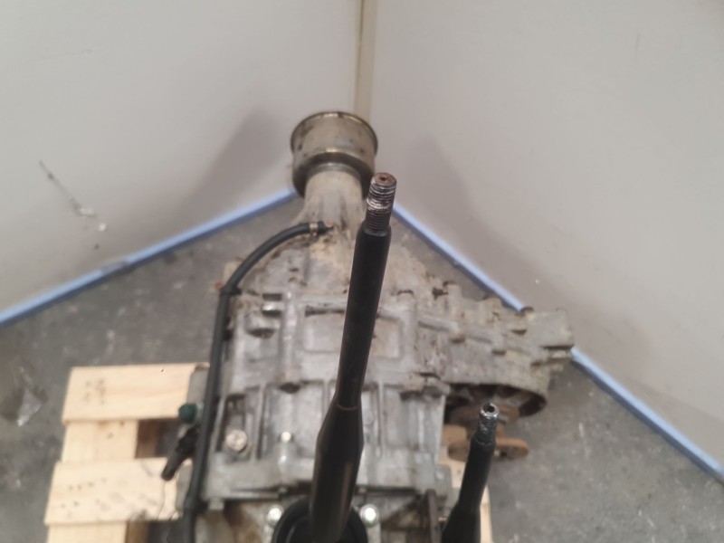 Recambio de caja transfer para nissan terrano ii (r20) 2.7 td 4wd referencia OEM IAM 33107G2340  