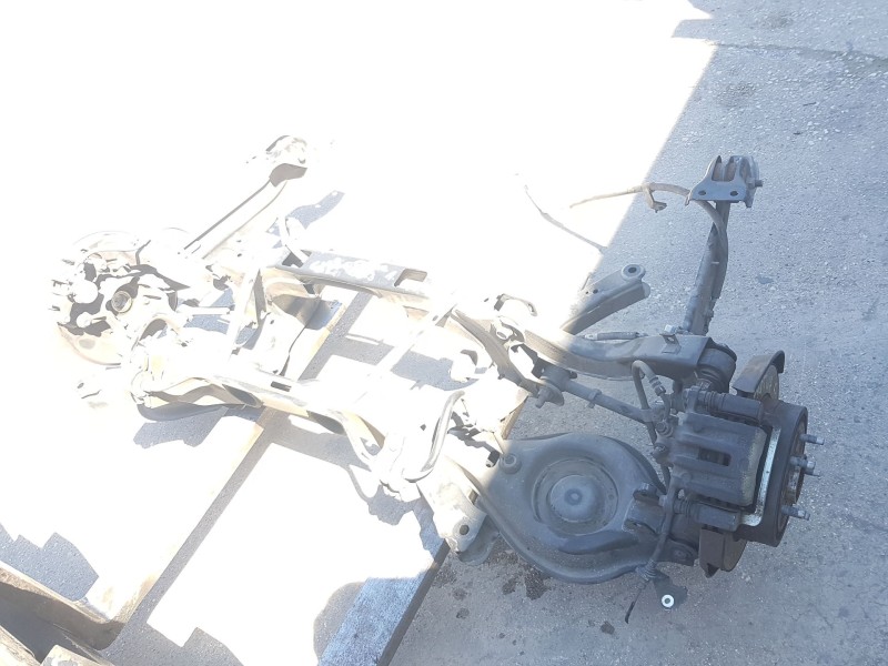 Recambio de puente trasero para chevrolet captiva (c100, c140) 2.0 d 4wd referencia OEM IAM 20943348  