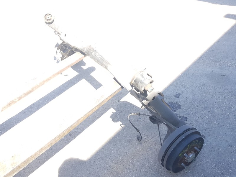 Recambio de puente trasero para nissan note (e12) 1.5 dci referencia OEM IAM 555013VU1A  