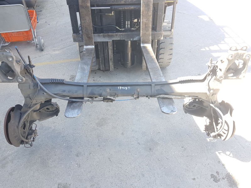 Recambio de puente trasero para peugeot 5008 (0u_, 0e_) 1.6 hdi referencia OEM IAM 5148X5 DISCO C/ABS 4 TORNILLOS 