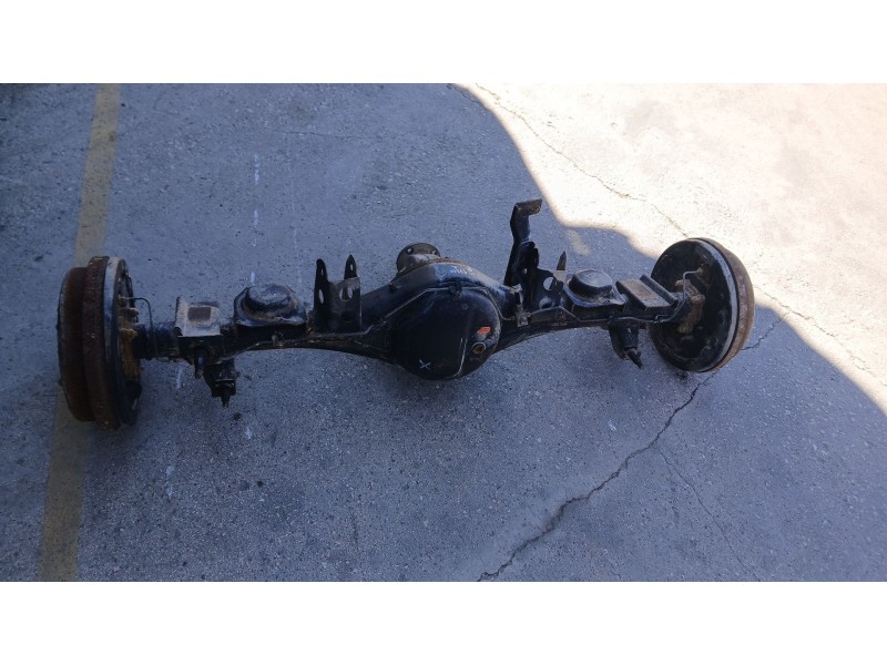 Recambio de puente trasero para nissan terrano ii (r20) 2.7 td 4wd referencia OEM IAM 430101F900 C/GRUPO 