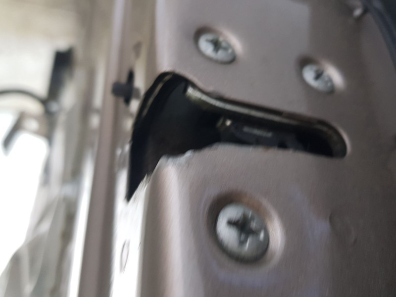 Recambio de cerradura puerta trasera izquierda para nissan qashqai i (j10, nj10) 2.0 dci a las 4 ruedas referencia OEM IAM 82501