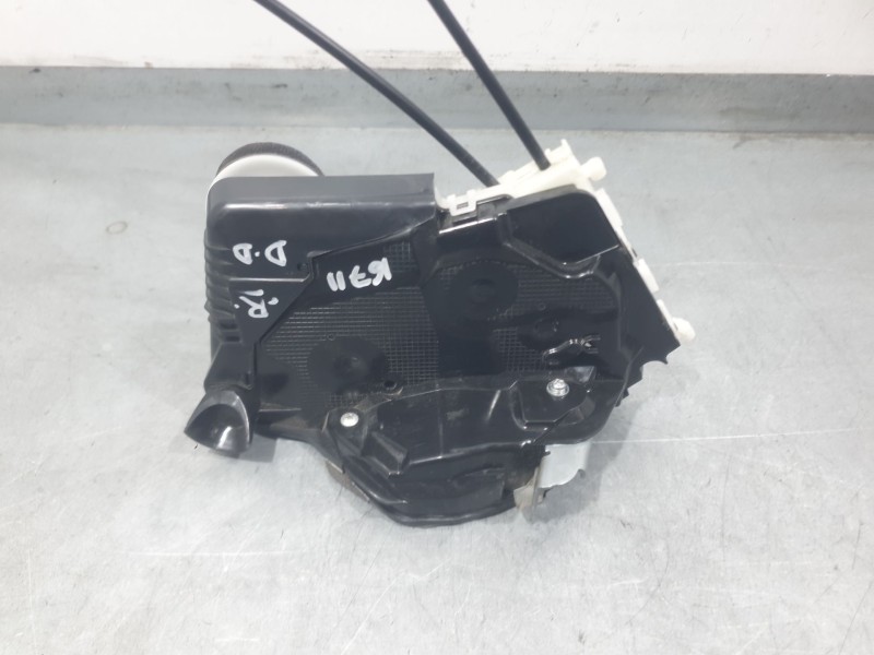 Recambio de cerradura puerta delantera derecha para toyota yaris (_p13_) 1.5 hybrid (nhp130_) referencia OEM IAM U3111130  