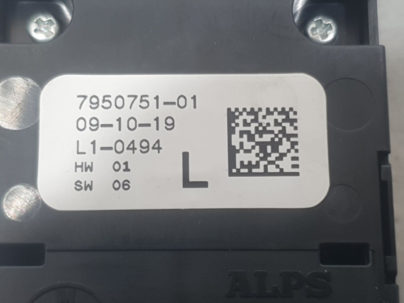 Recambio de mando elevalunas delantero izquierdo para bmw 1 (f40) 116 d referencia OEM IAM 795075101 C/MANDO RETROVISOR 