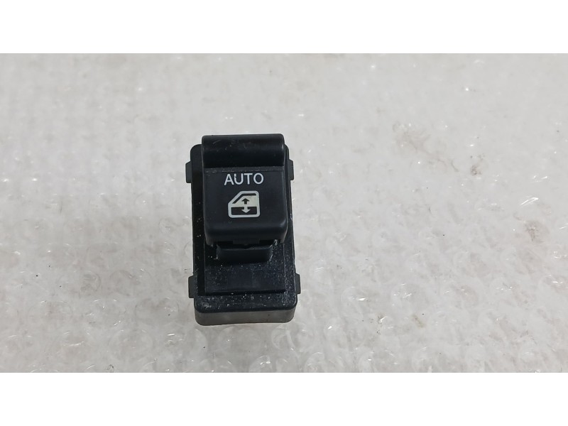 Recambio de mando elevalunas trasero derecho para fiat 500x (334_) 1.0 (334.axn1b) referencia OEM IAM 735633155  B569