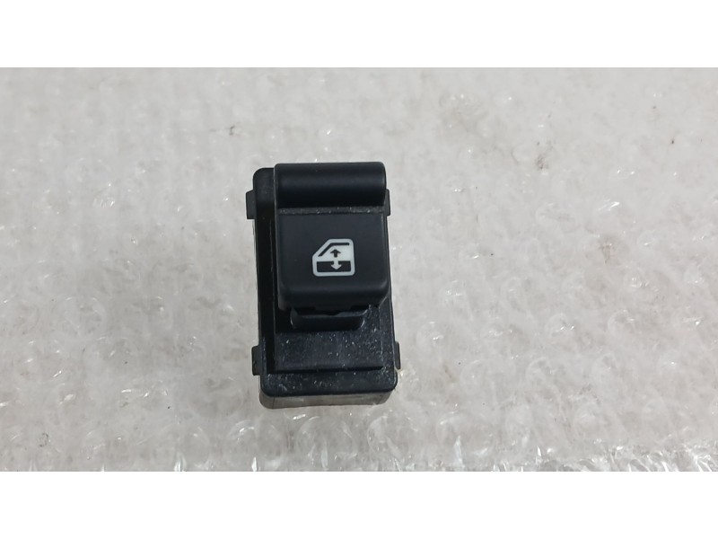 Recambio de mando elevalunas trasero izquierdo para fiat 500x (334_) 1.0 (334.axn1b) referencia OEM IAM 735633157  B569