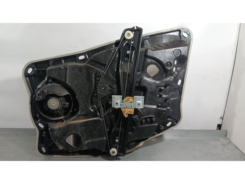 Recambio de elevalunas delantero izquierdo para fiat 500x (334_) 1.0 (334.axn1b) referencia OEM IAM 521206820 BROSE 6 PINS C4871