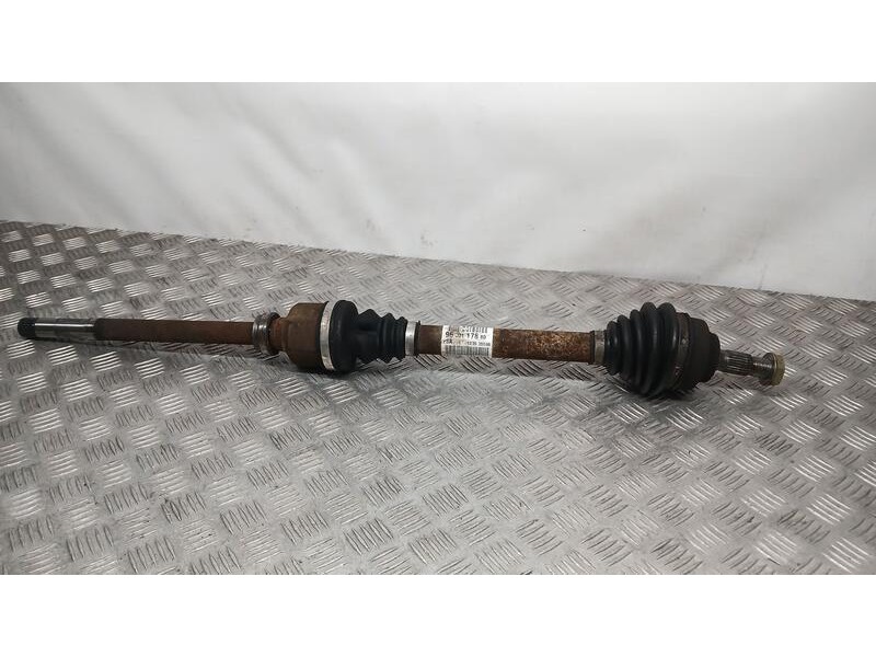 Recambio de transmision delantera derecha para citroën c4 berlina collection referencia OEM IAM 9637117880  