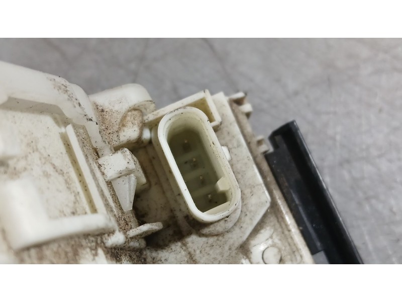 Recambio de cerradura puerta trasera izquierda para fiat 500x (334_) 1.0 (334.axn1b) referencia OEM IAM 52139904  40136025