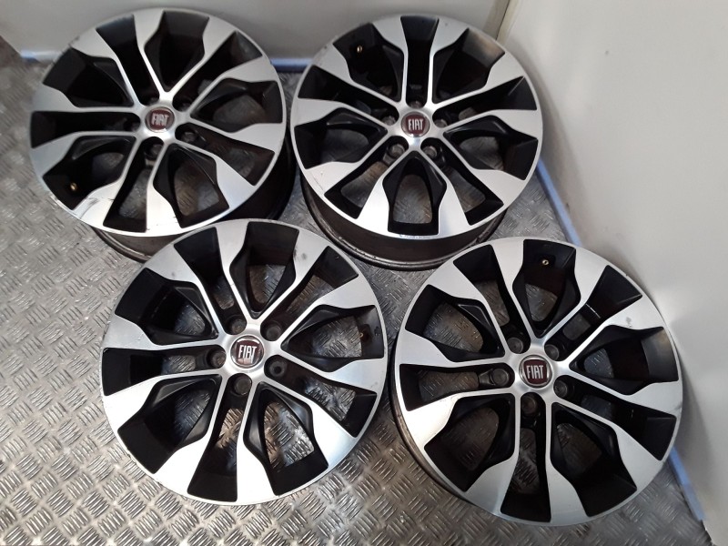 Recambio de juego llantas aluminio para fiat tipo hatchback (356_, 357_) 1.3 d (356hxh1a) referencia OEM IAM 6.5X16 5 TORN ET39 
