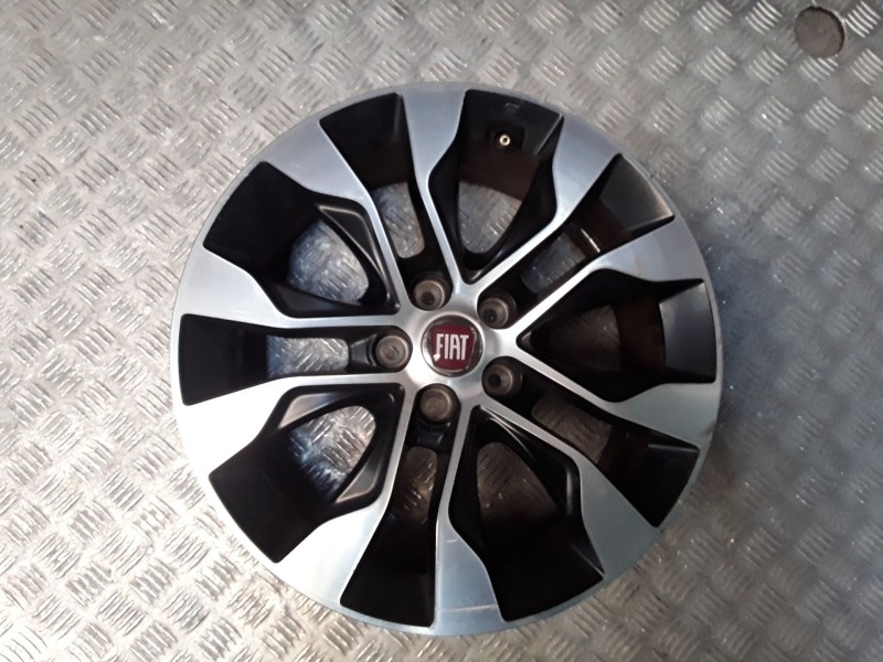 Recambio de juego llantas aluminio para fiat tipo hatchback (356_, 357_) 1.3 d (356hxh1a) referencia OEM IAM 6.5X16 5 TORN ET39 