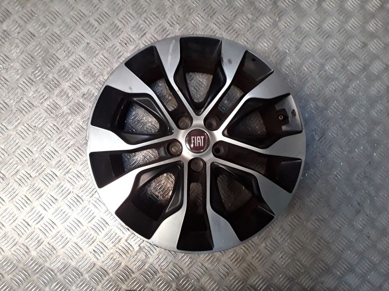 Recambio de juego llantas aluminio para fiat tipo hatchback (356_, 357_) 1.3 d (356hxh1a) referencia OEM IAM 6.5X16 5 TORN ET39 