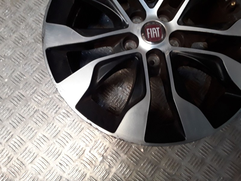 Recambio de juego llantas aluminio para fiat tipo hatchback (356_, 357_) 1.3 d (356hxh1a) referencia OEM IAM 6.5X16 5 TORN ET39 