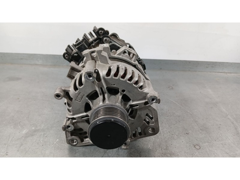Recambio de alternador para hyundai i20 iii (bc3, bi3) 1.0 t-gdi hybrid 48v referencia OEM IAM 3630007000 VALEO 2726652