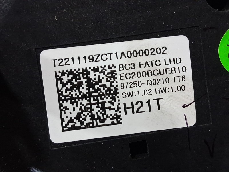 Recambio de mando climatizador para hyundai i20 iii (bc3, bi3) 1.0 t-gdi hybrid 48v referencia OEM IAM 97250Q0210  