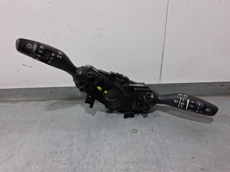 Recambio de mando luces y limpia para hyundai i20 iii (bc3, bi3) 1.0 t-gdi hybrid 48v referencia OEM IAM 93404Q0960  