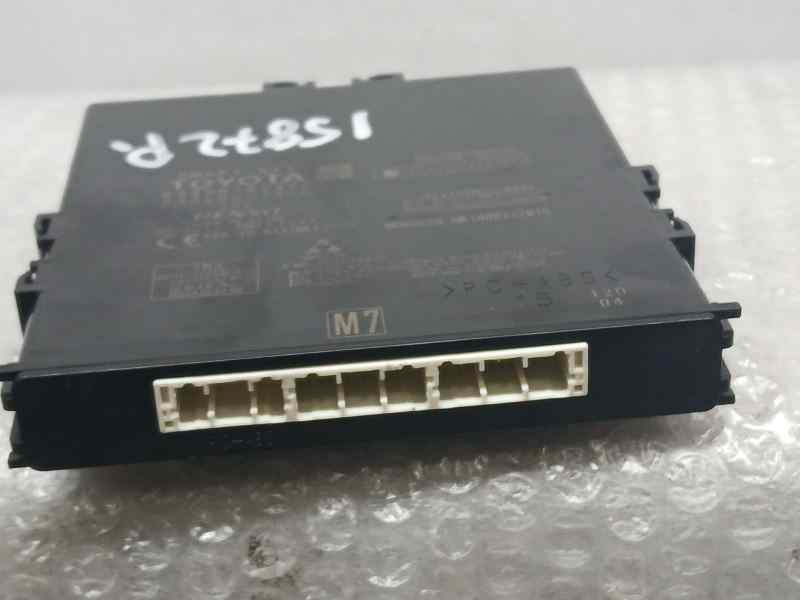 Recambio de modulo electronico para toyota rav4 hybrid 4x2 advance referencia OEM IAM 8999042370 2336007480 DENSO