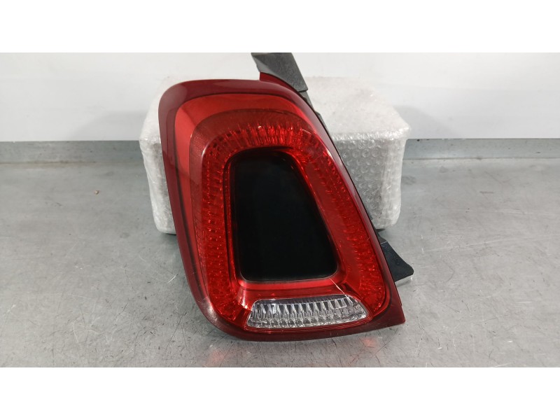 Recambio de piloto trasero izquierdo para fiat 500 (312_) 1.0 mild hybrid (312.ayd1b) referencia OEM IAM 52007424  