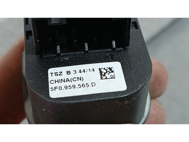 Recambio de mando retrovisor para seat leon (5f1) 1.6 tdi referencia OEM IAM 5F0959565D  